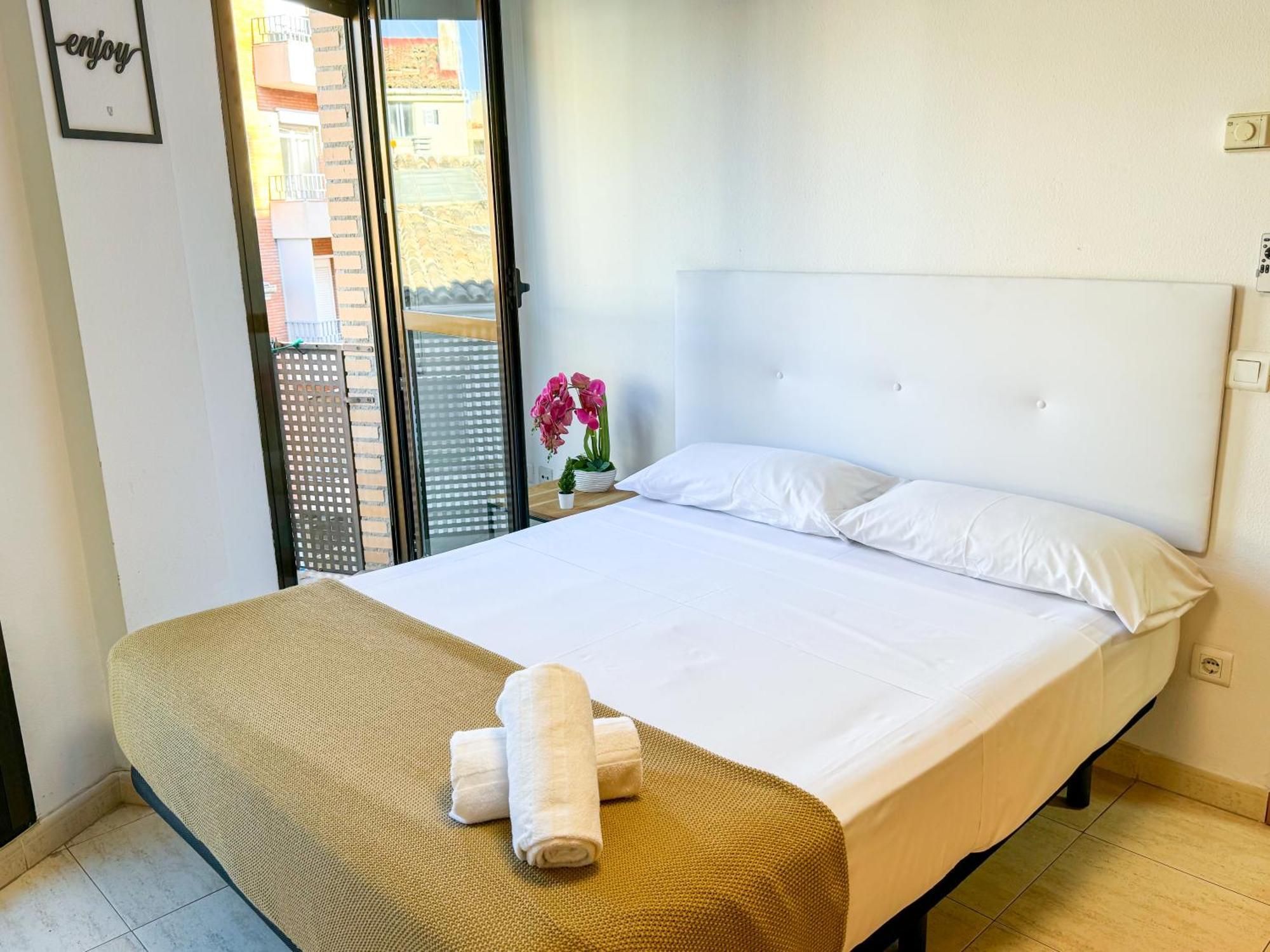 Enjoy El Pilar Turistea Apartment Сарагоса Екстериор снимка