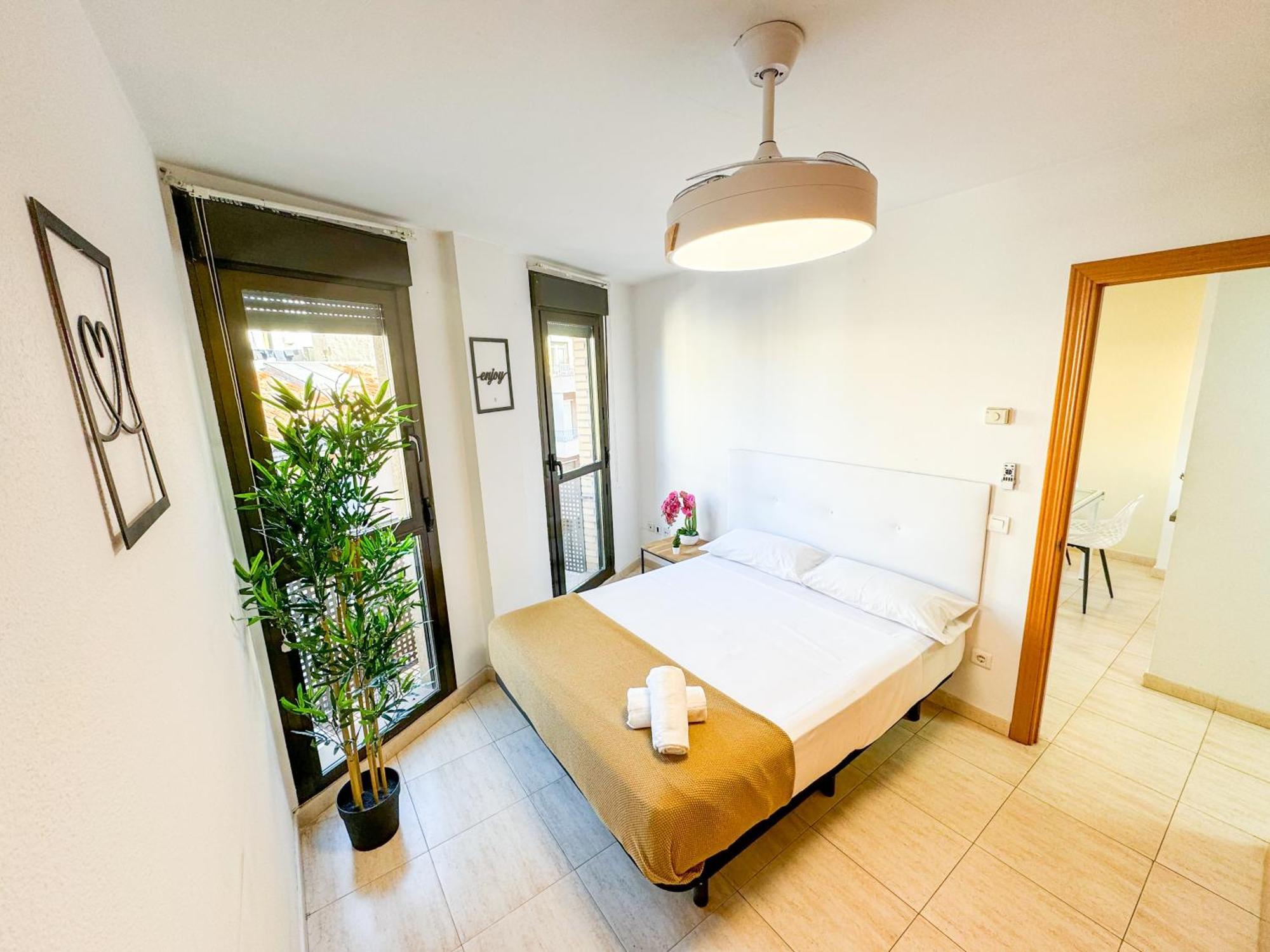 Enjoy El Pilar Turistea Apartment Сарагоса Екстериор снимка